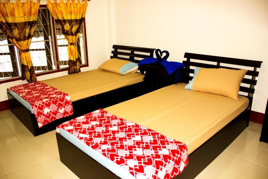 Walkinn Guesthouse 1 Chiang Mai Phòng bức ảnh