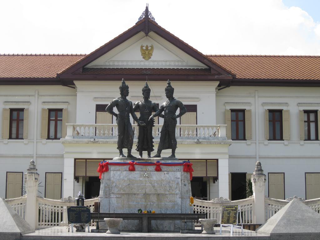 Walkinn Guesthouse 1 Chiang Mai Ngoại thất bức ảnh
